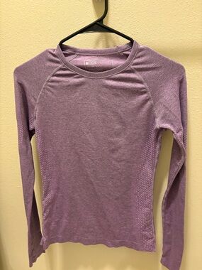 FIGS Heathered Lavender Seamless Long Sleeve Top